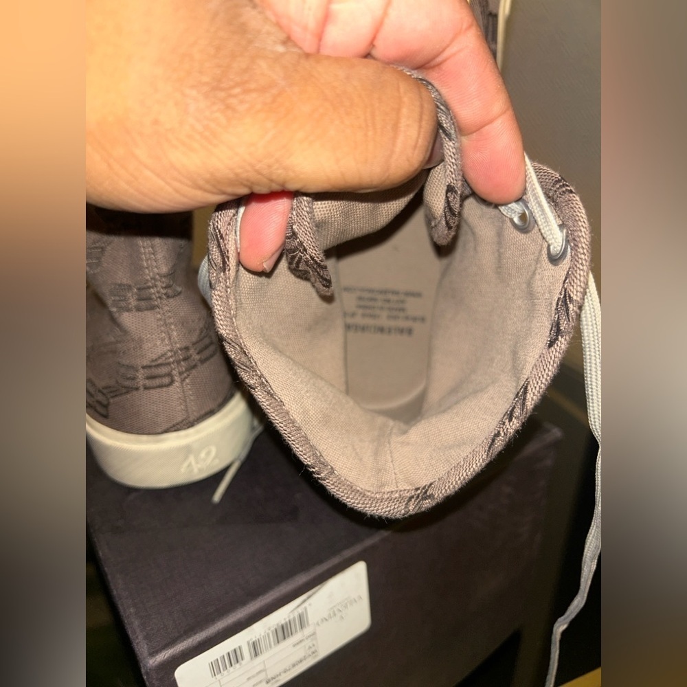 men's size 9 BALENCIAGA Paris High-Top BB Monogram Sneakers New No Box - Picture 6 of 7